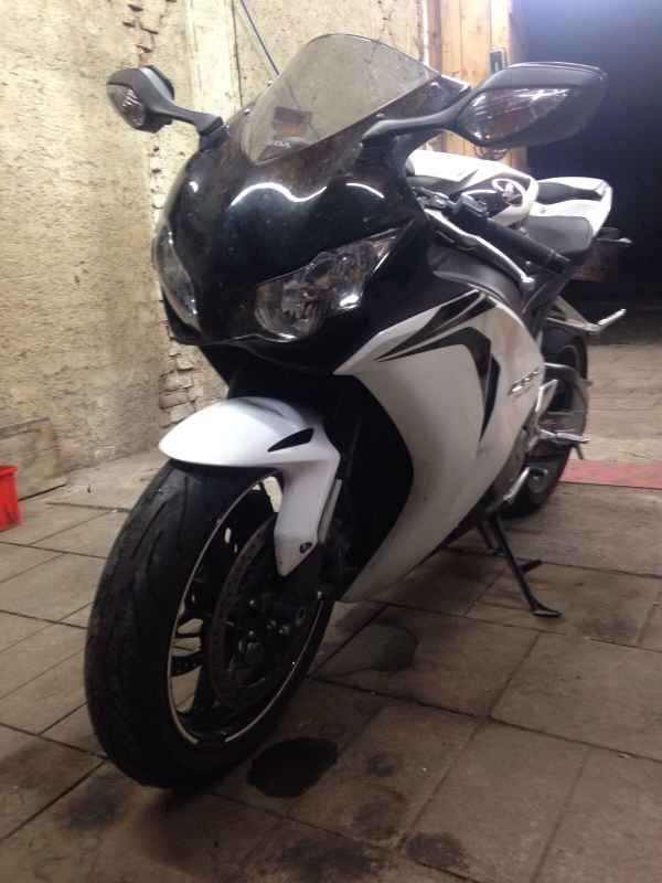 -Verkauf- Honda CBR 1000 RR SC59 2008 von Privat